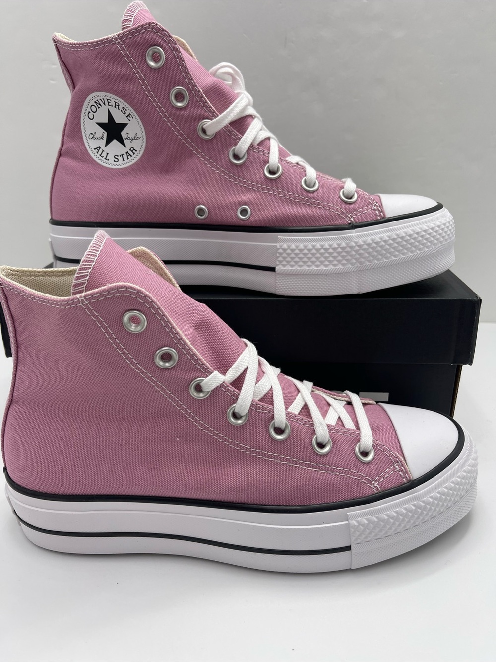Converse A12954F CAS LIFT HI
CLIFFSIDE ROSE/WHITE/BLACK Platform Sneakers